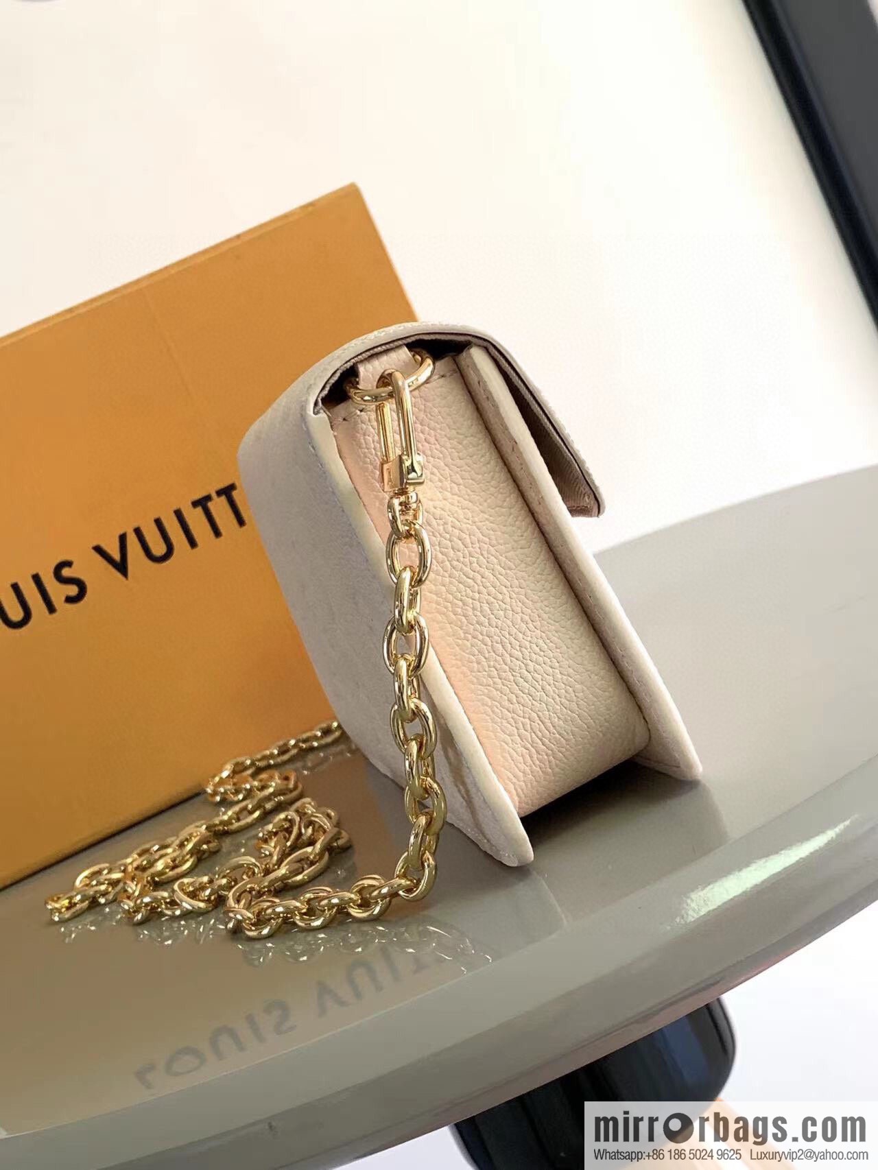 LV M82836 WALLET ON CHAIN MÉTIS Chain Bag