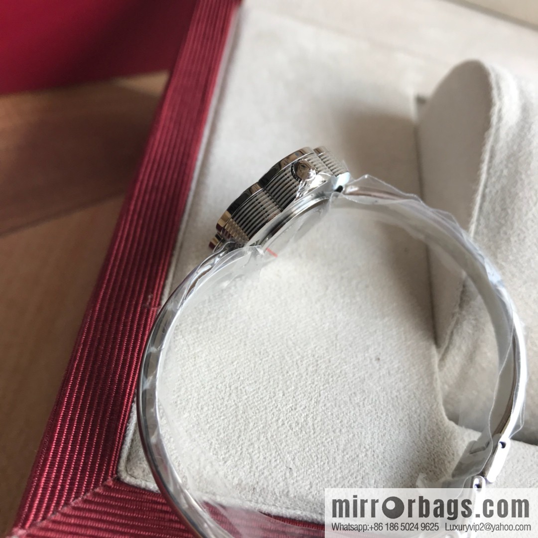 🎉🎉New counters are updated simultaneously! Ferragamo Salvatore Ladies Watch Flower Shape 26mm Sapphire Glass Swiss Quartz Movement