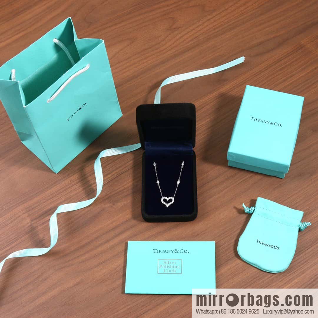 New ☑️ tiffany full diamond peach heart love necklace