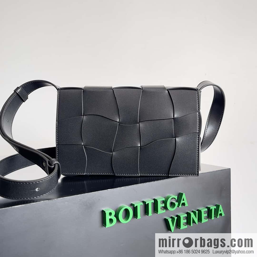 Bv new cassette wavy shape, shoulder backpack model; 755161 black