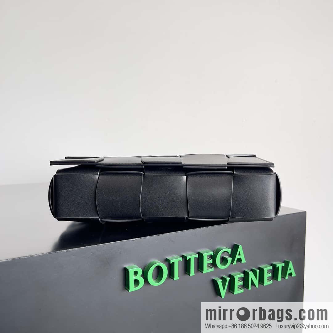 Bv new cassette wavy shape, shoulder backpack model; 755161 black