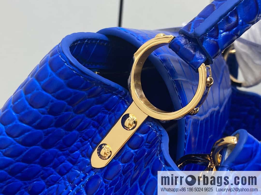 [Boutique‑grade] M48865 blue, crocodile pattern full leather cap that English series Capucines BB handbag