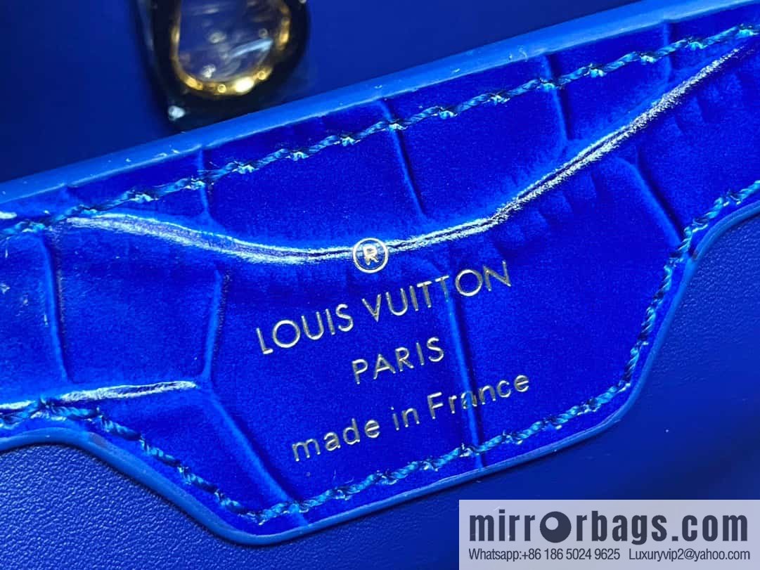 [Boutique‑grade] M48865 blue, crocodile pattern full leather cap that English series Capucines BB handbag