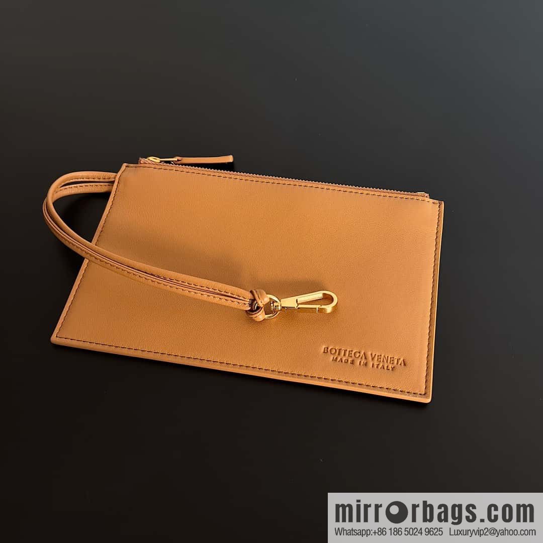 BV Mini Cabat Limited Edition mini vegetable basket BAG model; 709464 light brown