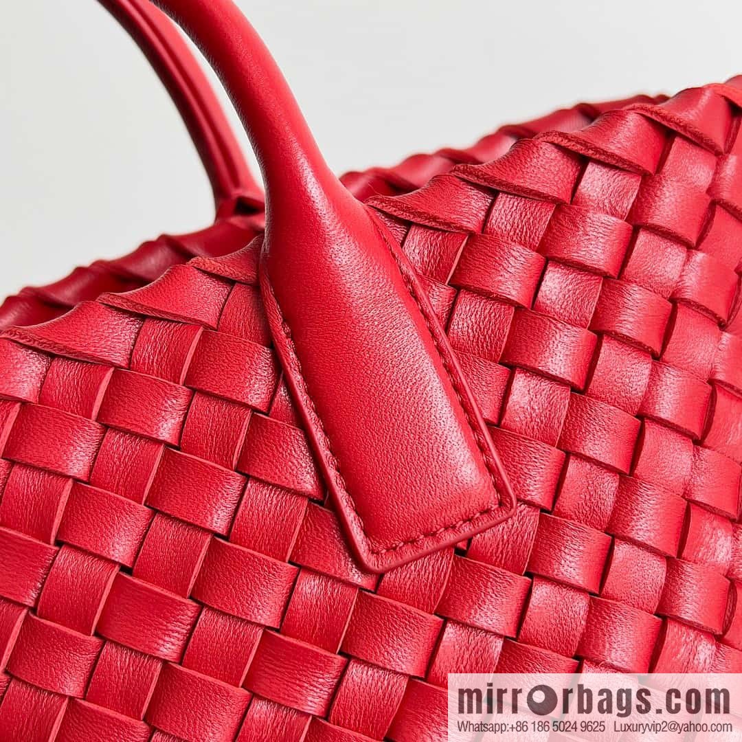 BV Mini Cabat Limited Edition mini vegetable basket BAG model; 709464 big red