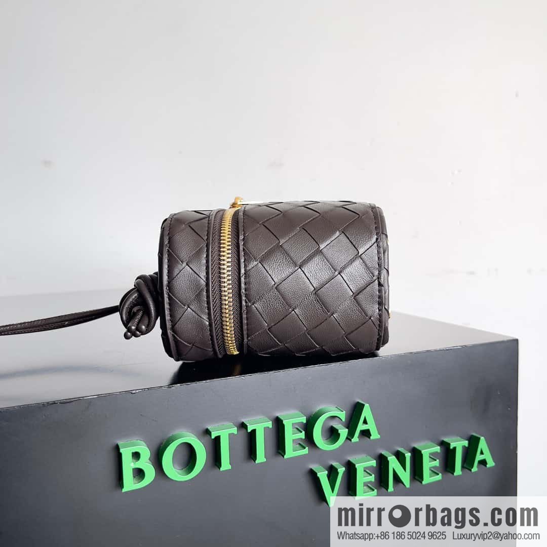 2023 new BV small box Bottega Veneta woven mini pouch model; 743551 small box bag