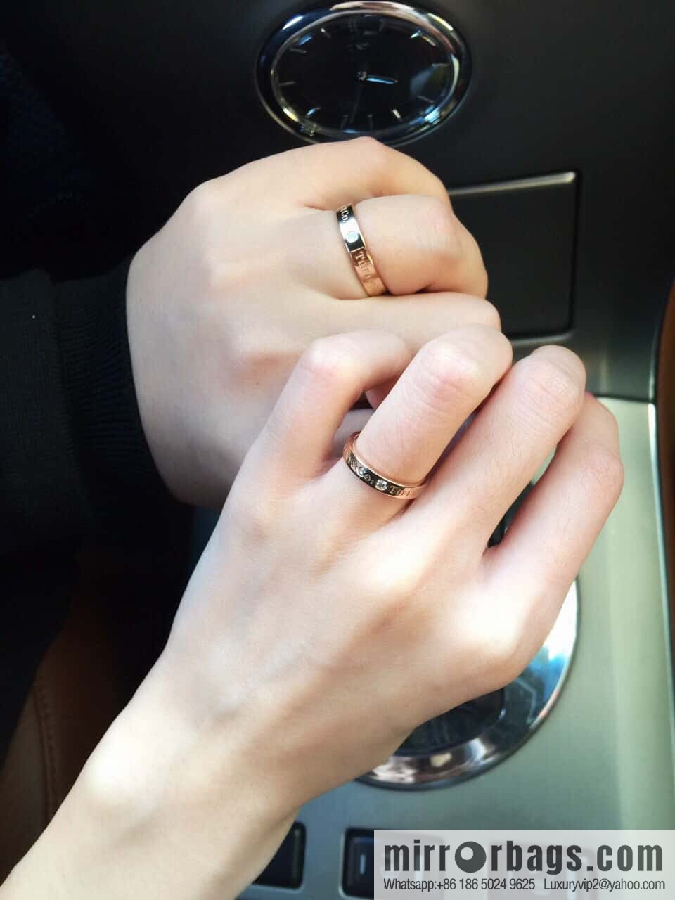 [Single] New ☑️ Tiffany & Co ® series three-diamond letter ring, wide version 4mm narrow version 3mm