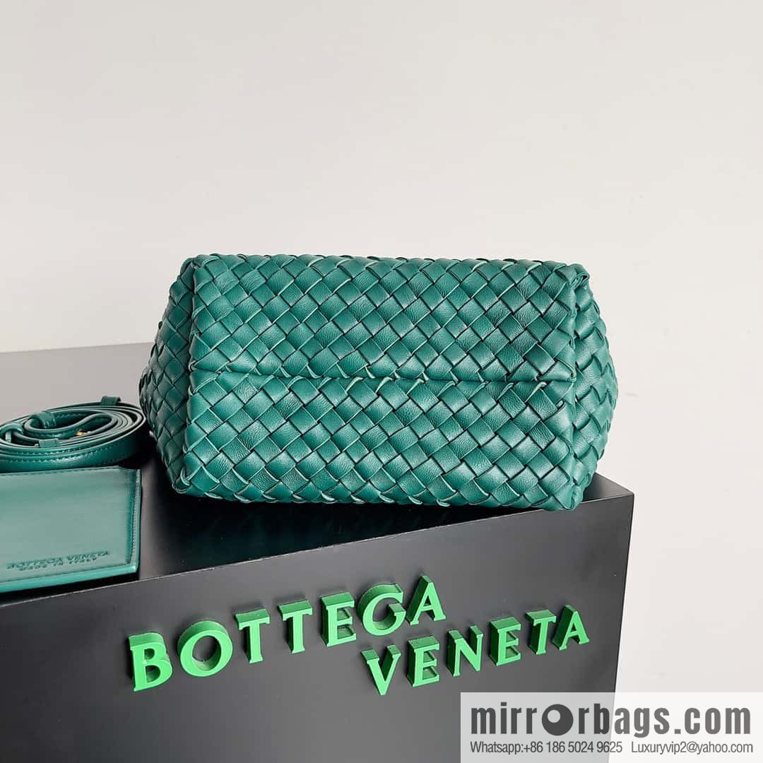 BV Mini Cabat limited edition mini vegetable basket model number: 709464