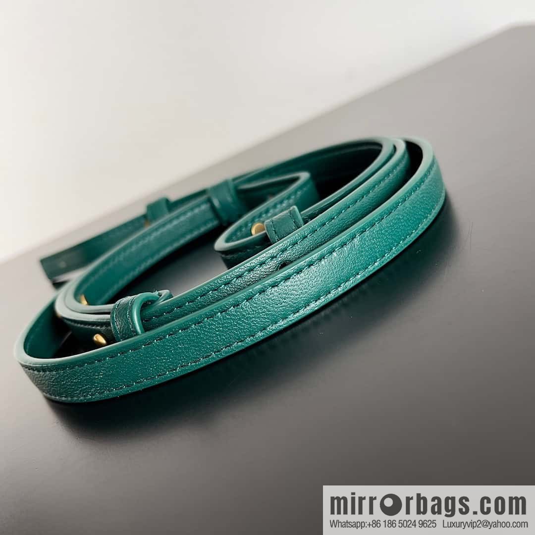 BV Mini Cabat limited edition mini vegetable basket model number: 709464