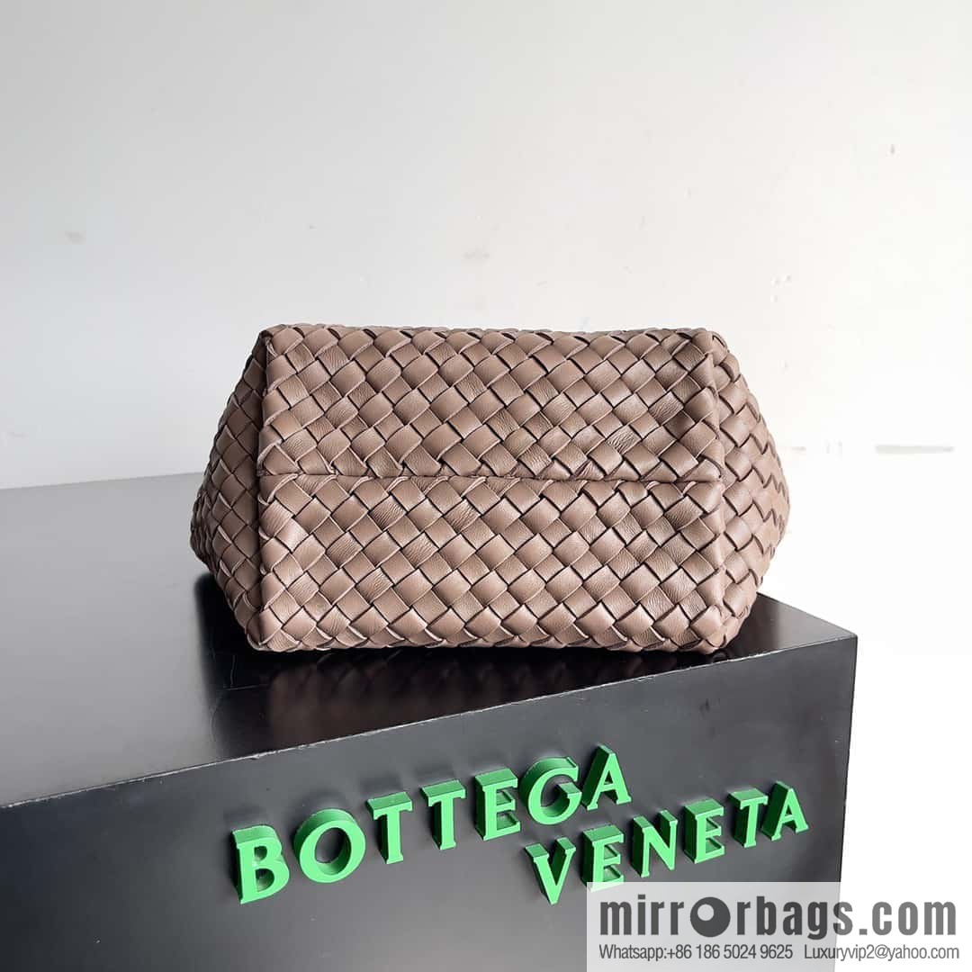 BV Mini Cabat limited edition mini vegetable basket model number: 709464