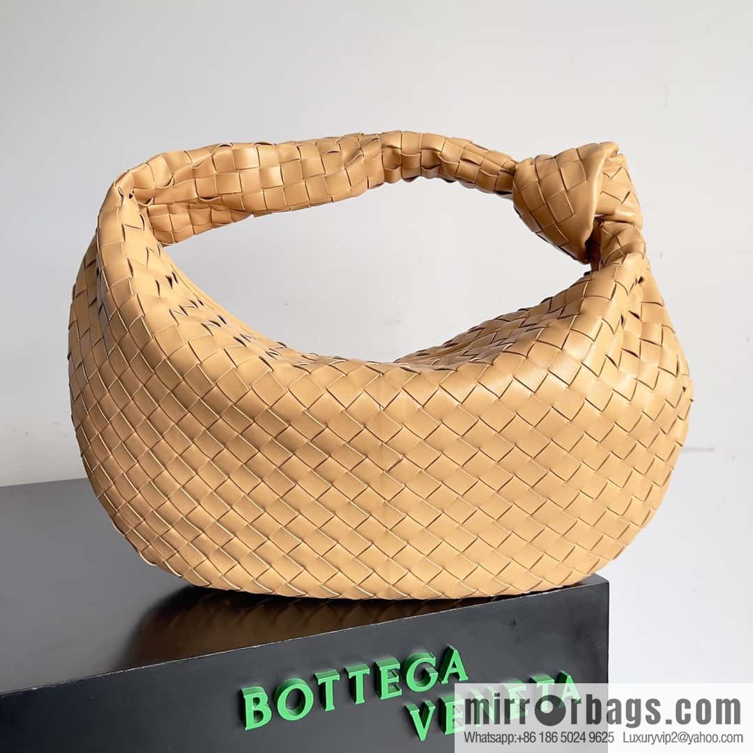 Bottega Veneta Jodie Bag Model #600261L