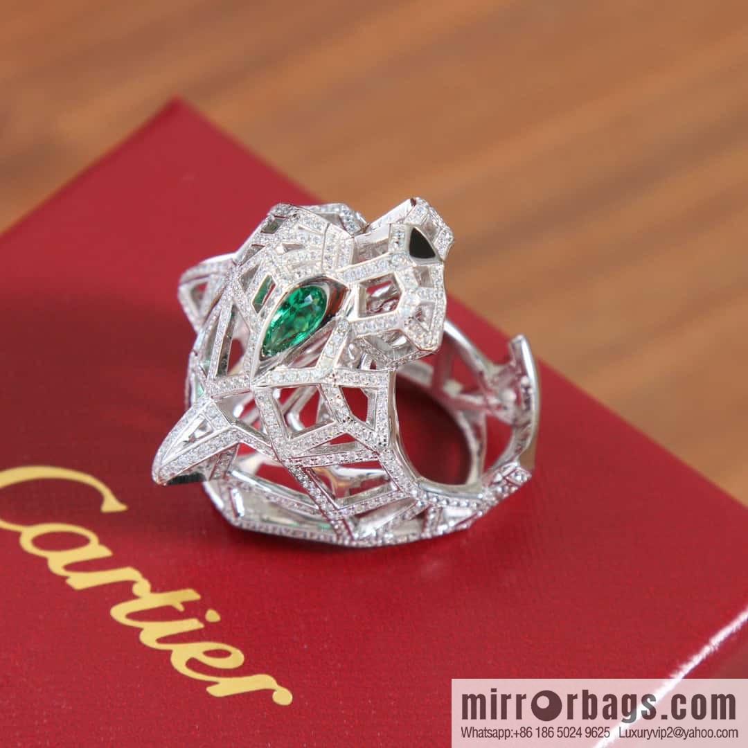 New ☑️ Cartier Cartier jungle series, hollow out full diamond tiger head ring