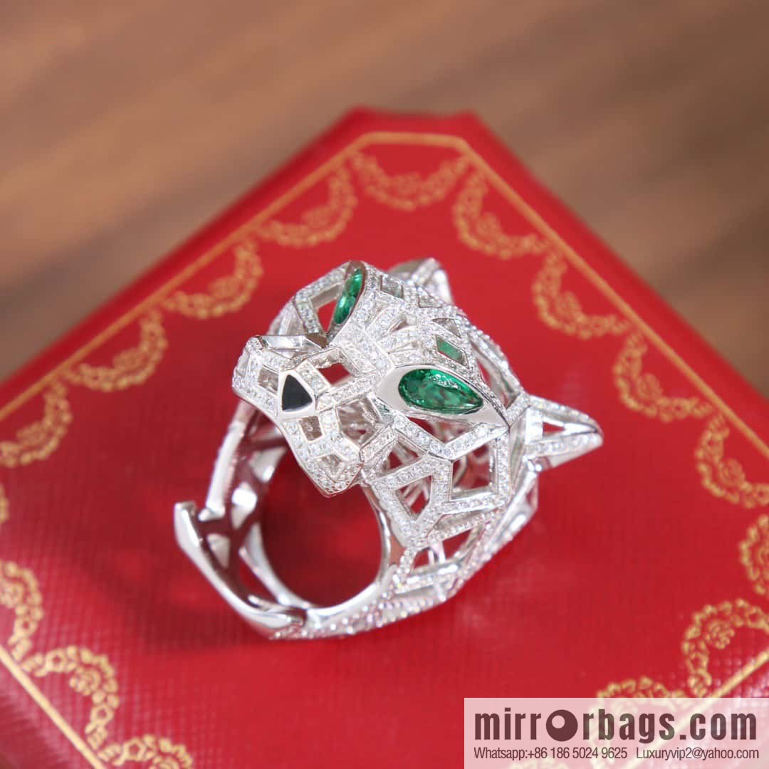 New ☑️ Cartier Cartier jungle series, hollow out full diamond tiger head ring