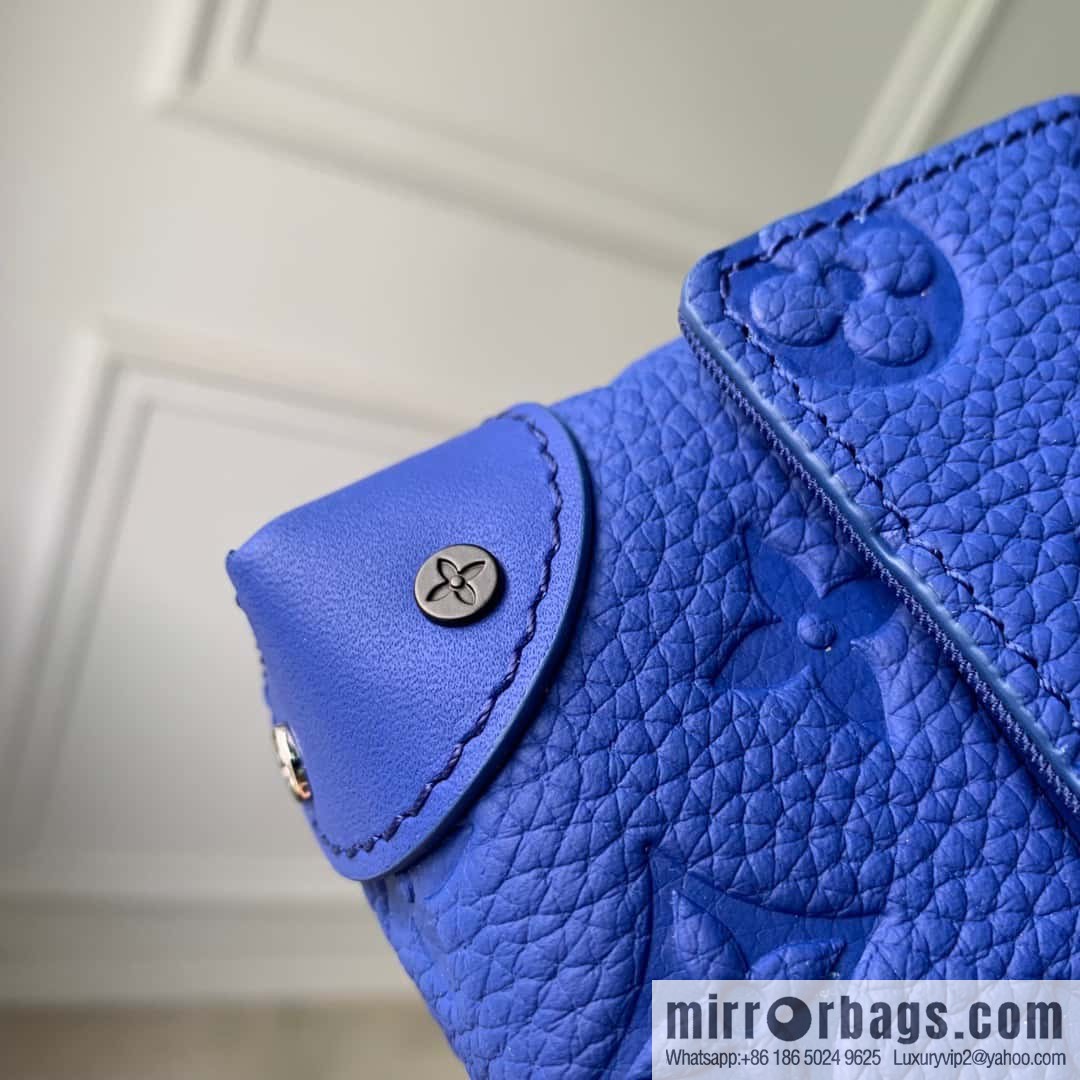 M82571 Steamer mini handbag