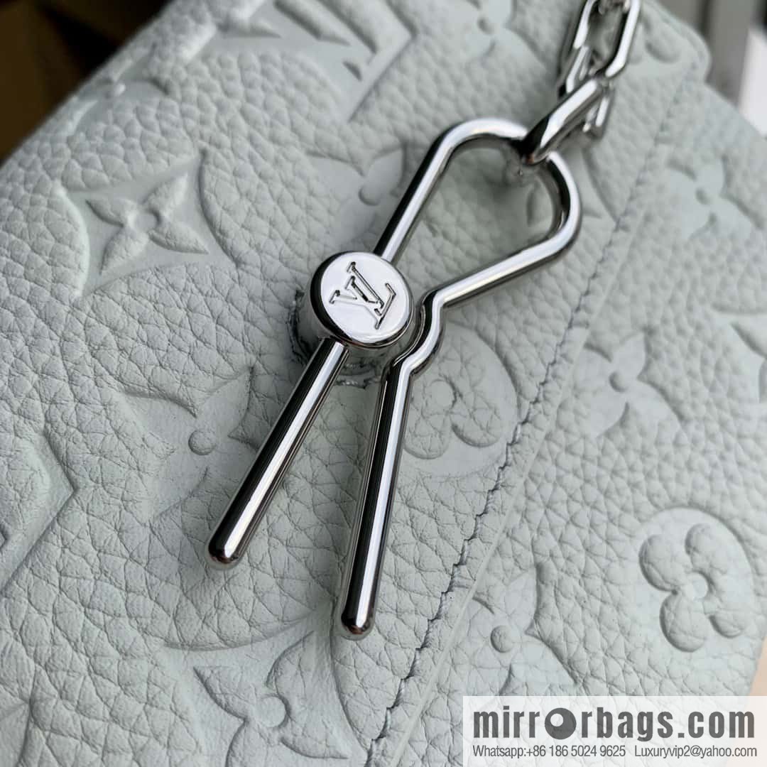 M82571 Steamer mini handbag