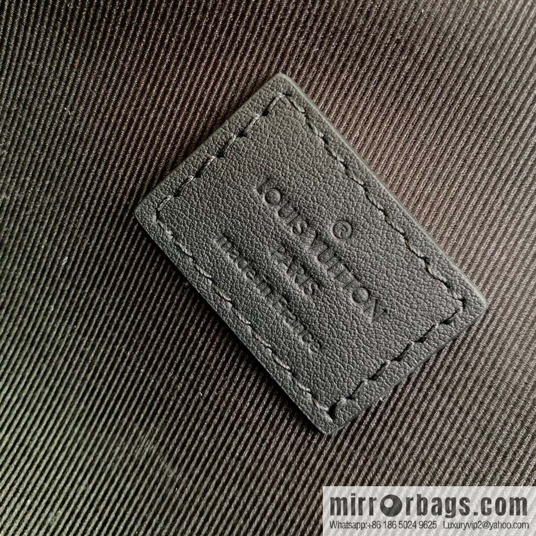 M81746 Steamer mini handbag