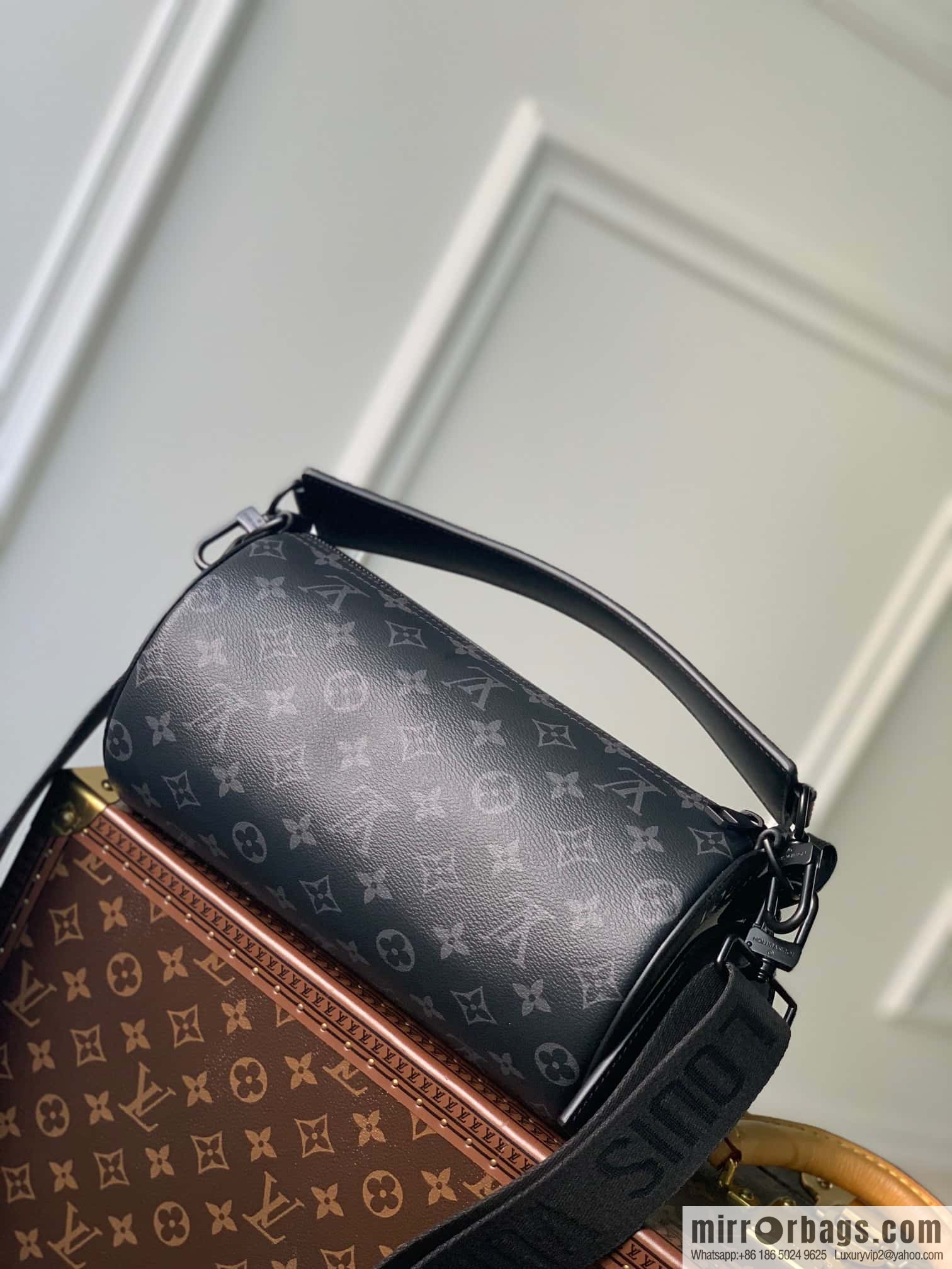 M46692 Black Flower, Soft Polochon Handbag