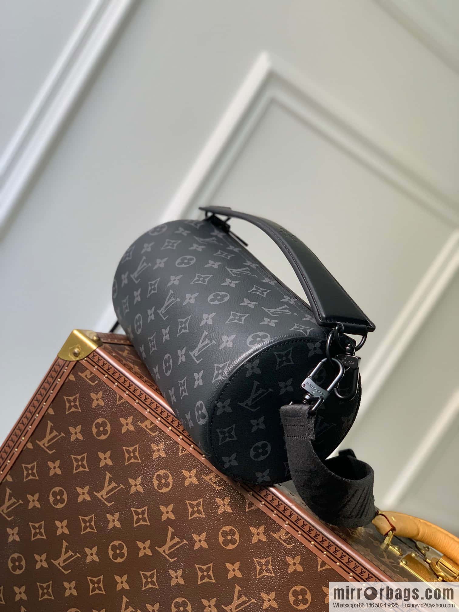 M46692 Black Flower, Soft Polochon Handbag