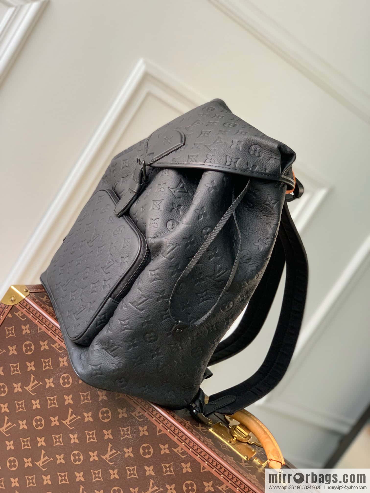 M23127 MONTSOURIS backpack