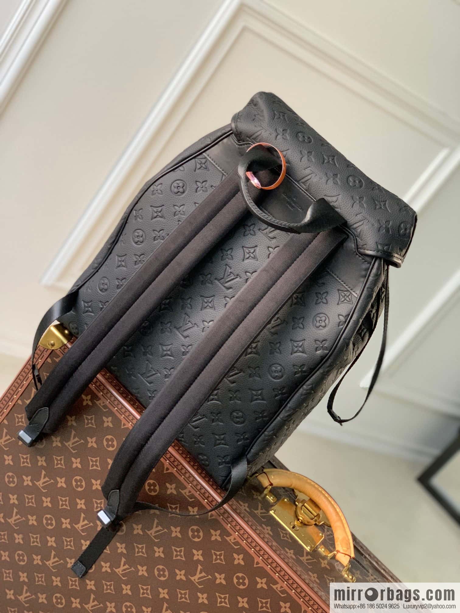 M23127 MONTSOURIS backpack