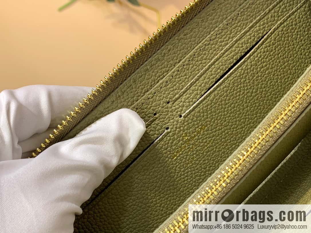 M82478 Grass green (silk screen) Clemence clip