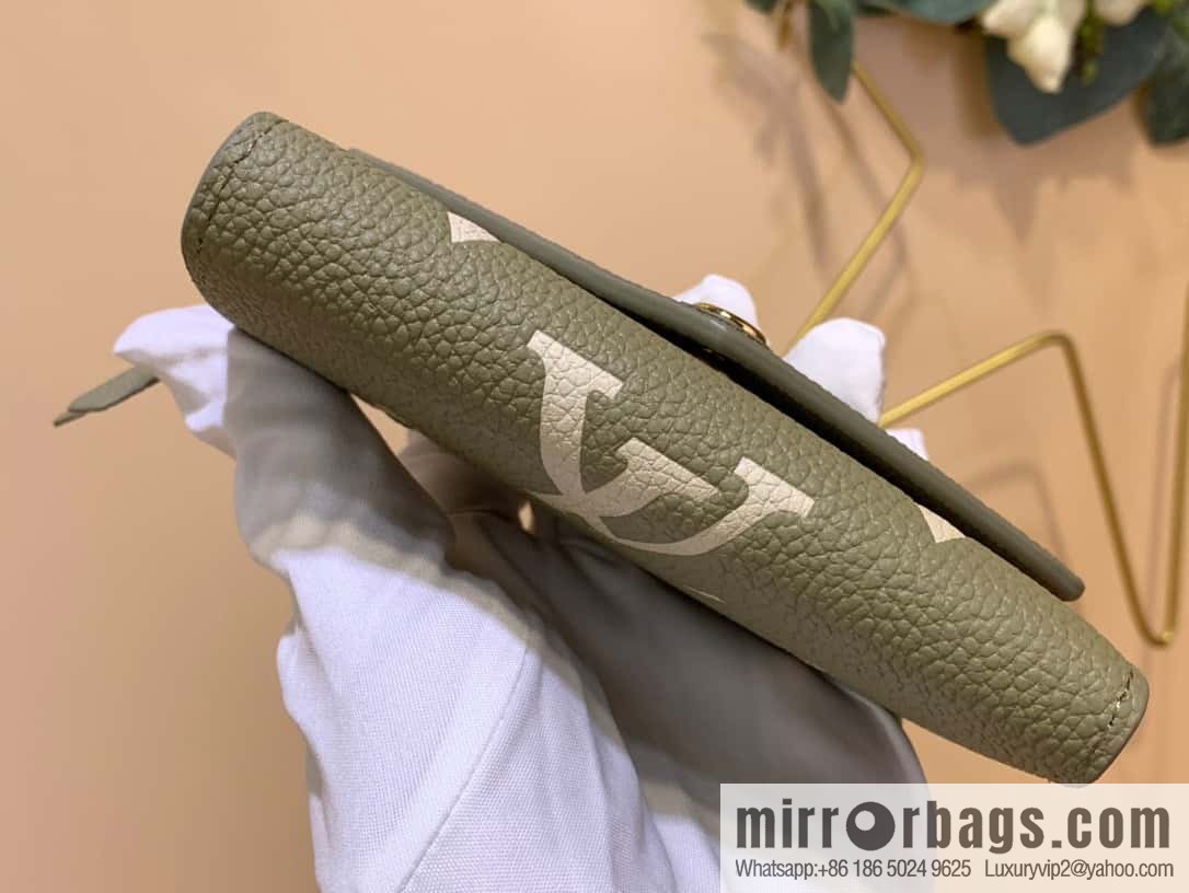 M80086 grass green, silk screen) Victorine wallet