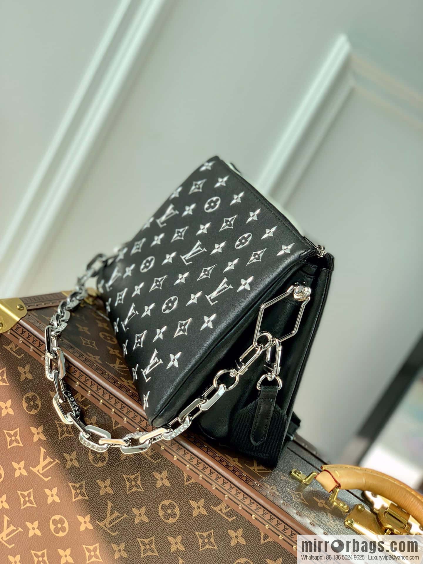 [Coussin Small Handbag] M57791 Vuittamins Capsule Series