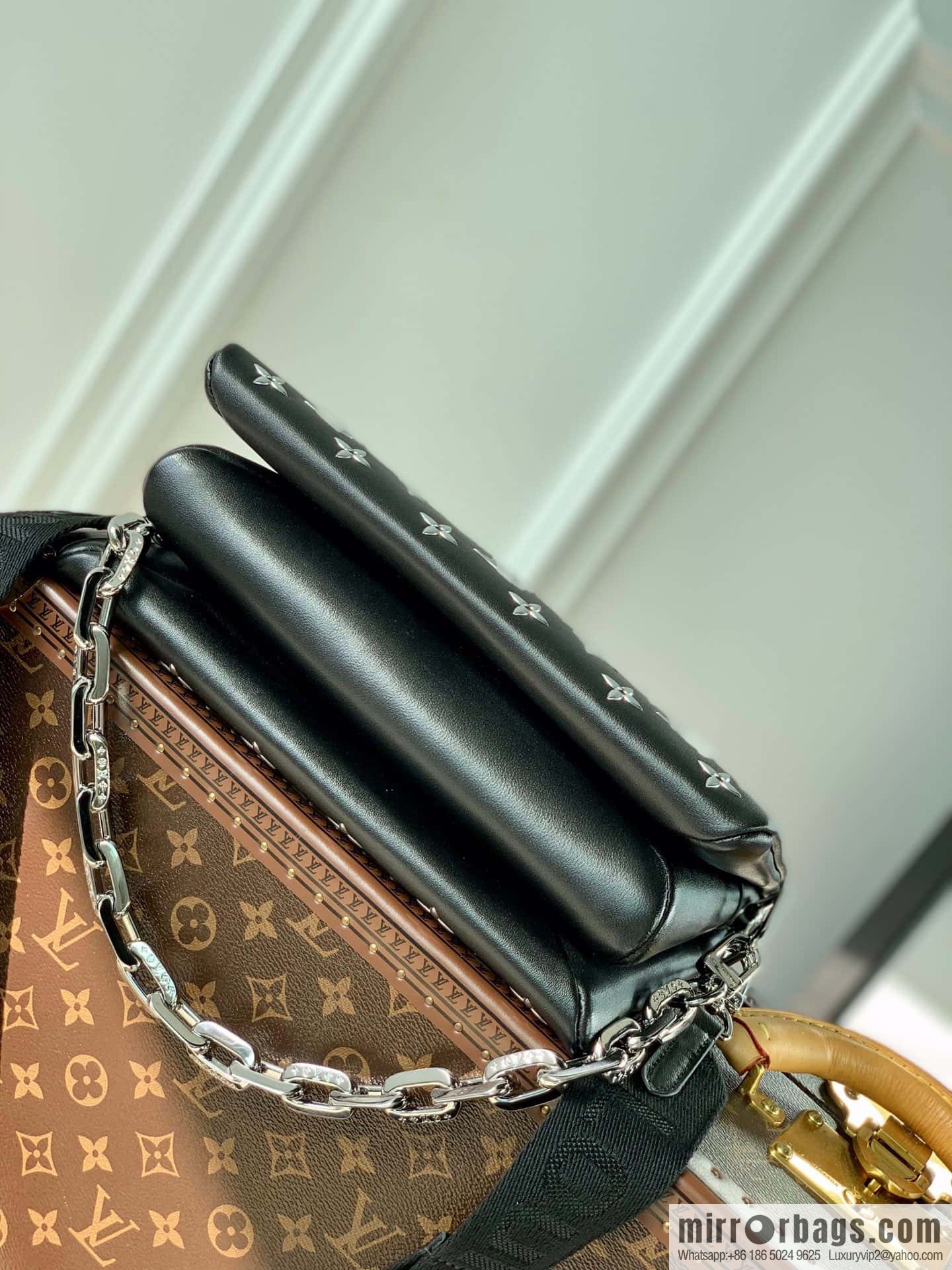 [Coussin Small Handbag] M57791 Vuittamins Capsule Series