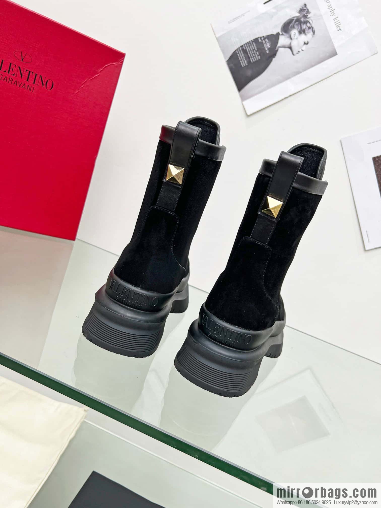 π°π°ππ΄πΏπΈπππΌππ Valentino. Classic Valentino stud boots