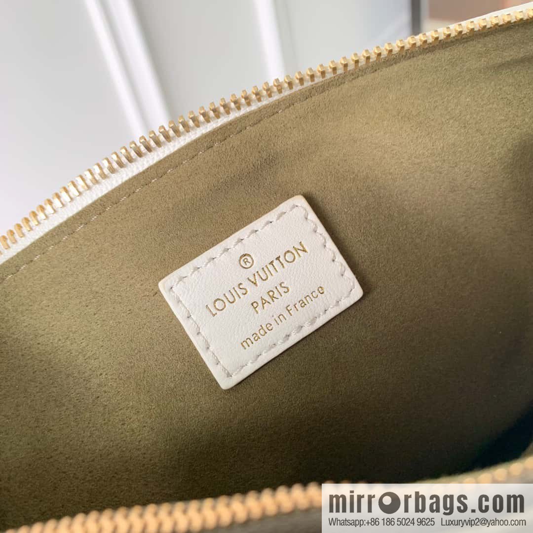 M21209 white printed Coussin small handbag