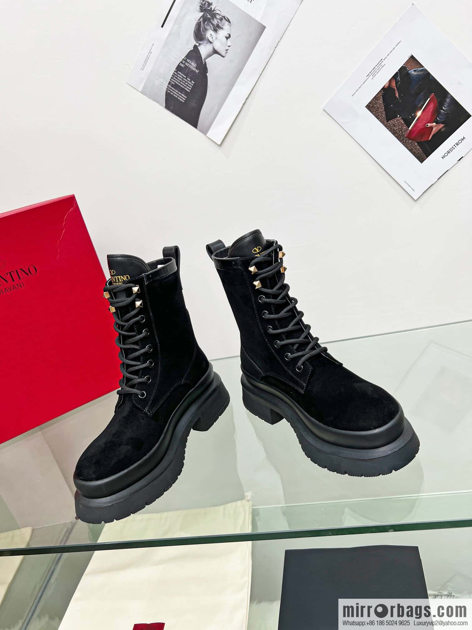 π°π°ππ΄πΏπΈπππΌππ Valentino. Classic Valentino stud boots