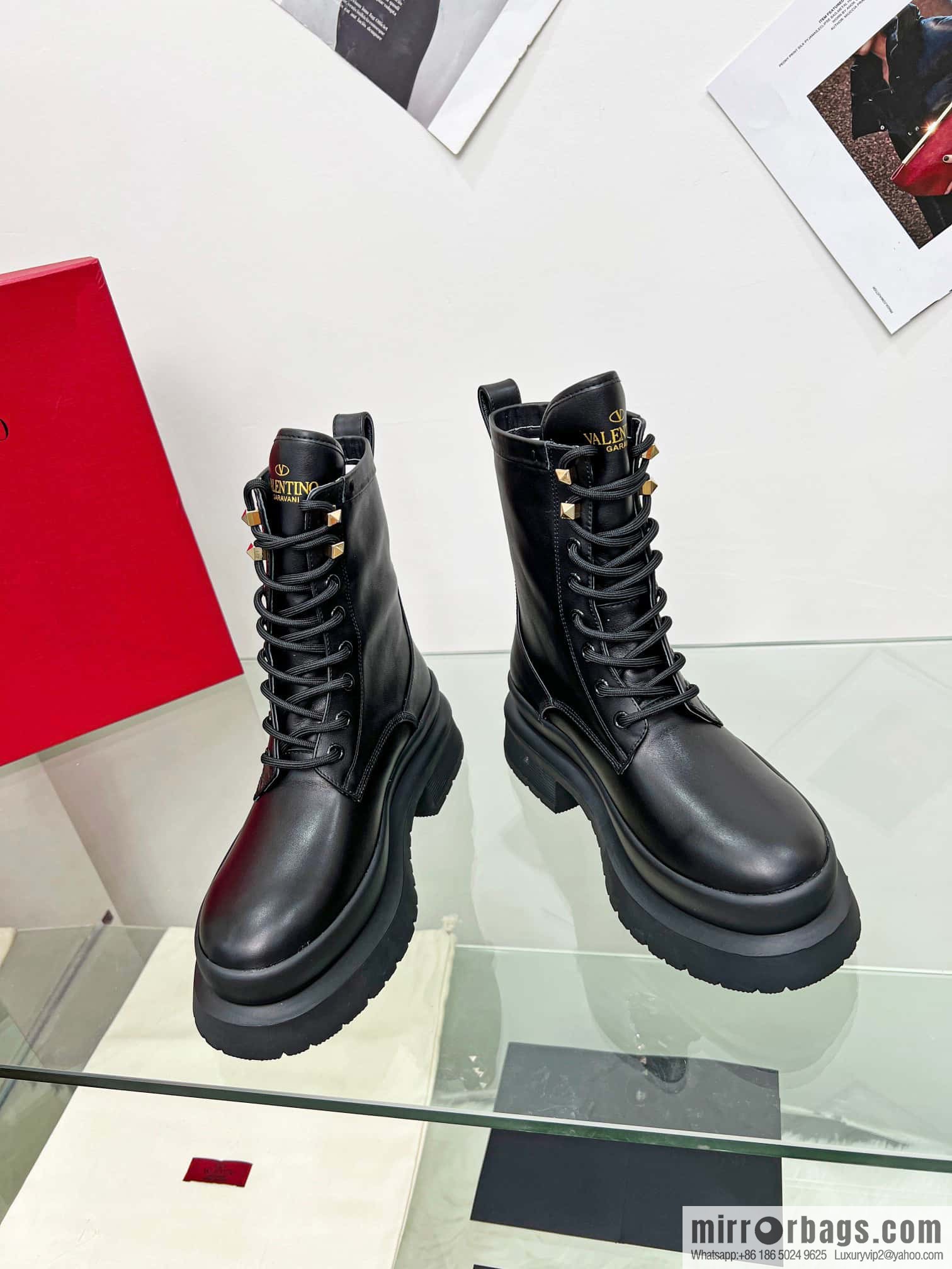 π°π°ππ΄πΏπΈπππΌππ Valentino. Classic Valentino stud boots