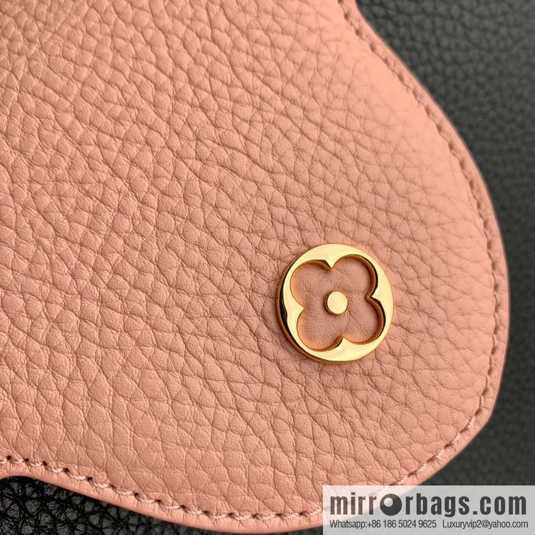 M21689 Capucines small, handbag