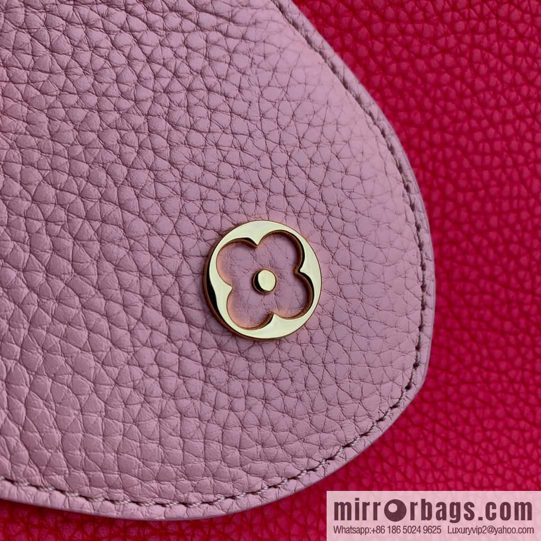 M21689 Capucines, medium, handbag