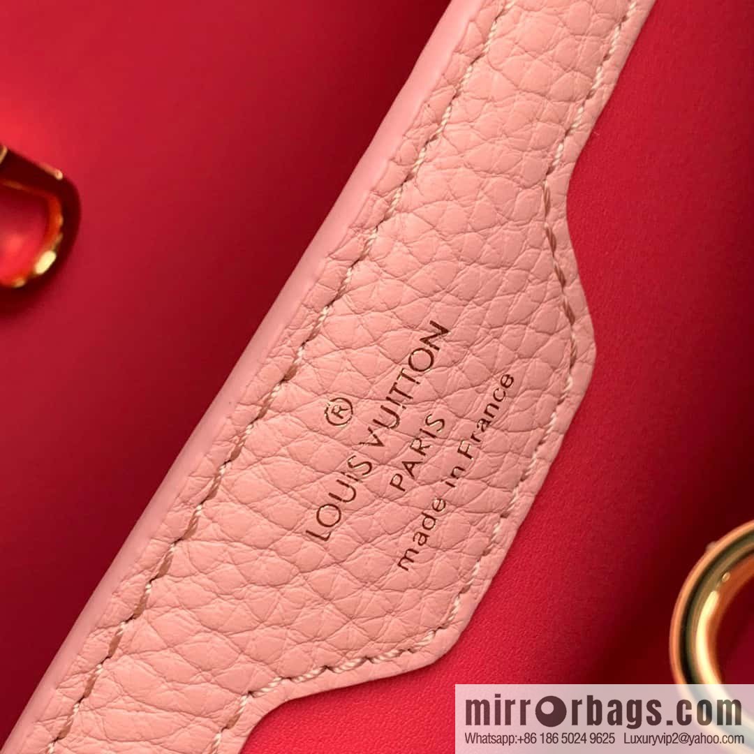 M21689 Capucines small, handbag