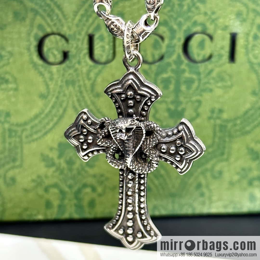 New Gucci Gucci Cross Snake Necklace