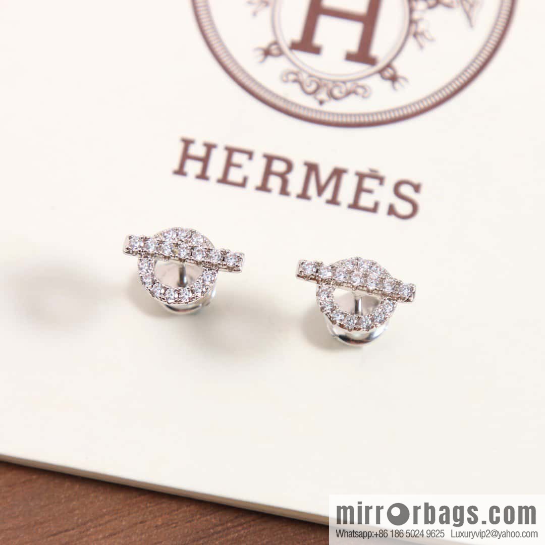 New, Hermès HERMES full diamond OT stud earrings, necklaces.