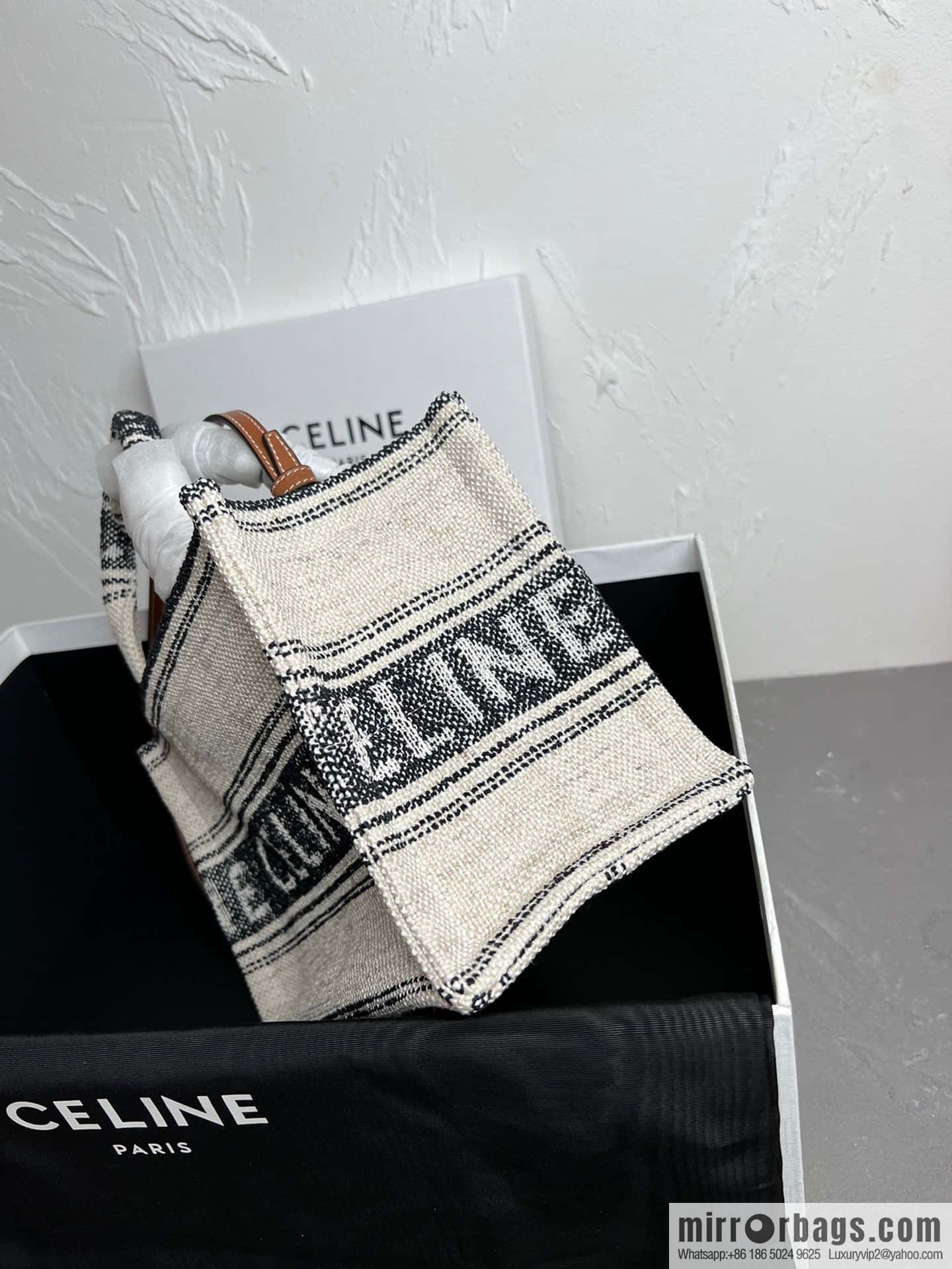 CELIN-E 23s Summer | CABAS THAIS S Arc de Triomphe printed fabric cow leather (fabric) handbag Model: 199162