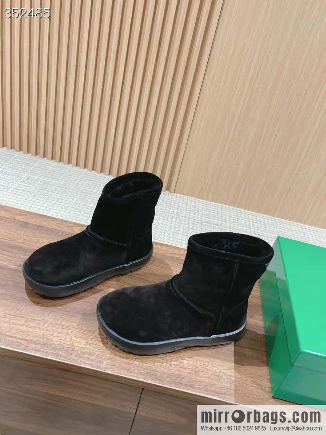 ๐ฐ๐ฐ๐๐จ๐ญ๐ญ๐๐ ๐ ๐๐๐ง๐๐ญ๐ BV autumn and winter new round head simple snow boots fluffy short boots