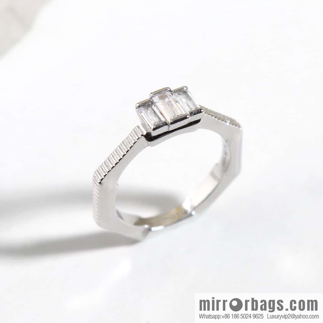 ☀️New Gucci Gemstone Ring ☀️