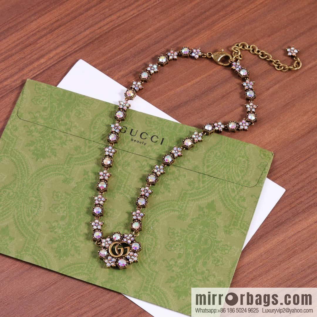 ☀️New Gucci Gucci double G full diamond necklace ☀️