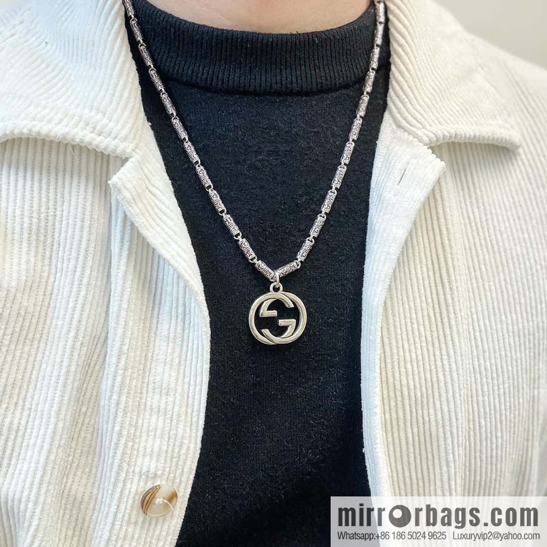 ❗️New ❗️ ☀ New Gucci Gucci Double G Necklace ☀
