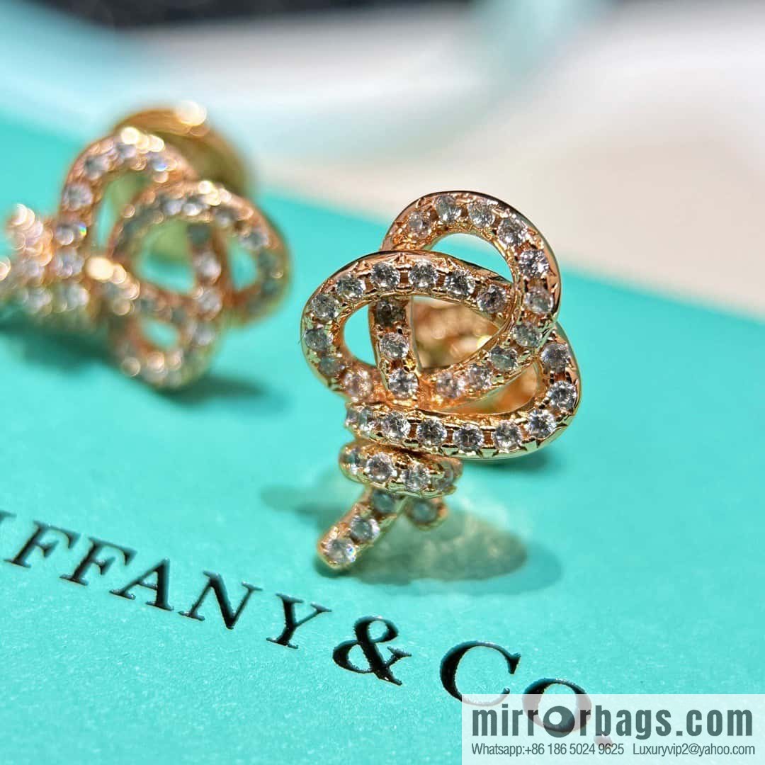 ❗️New ❗️ New ☑️ TIFFANY & Co. Woven full diamond key stud earrings