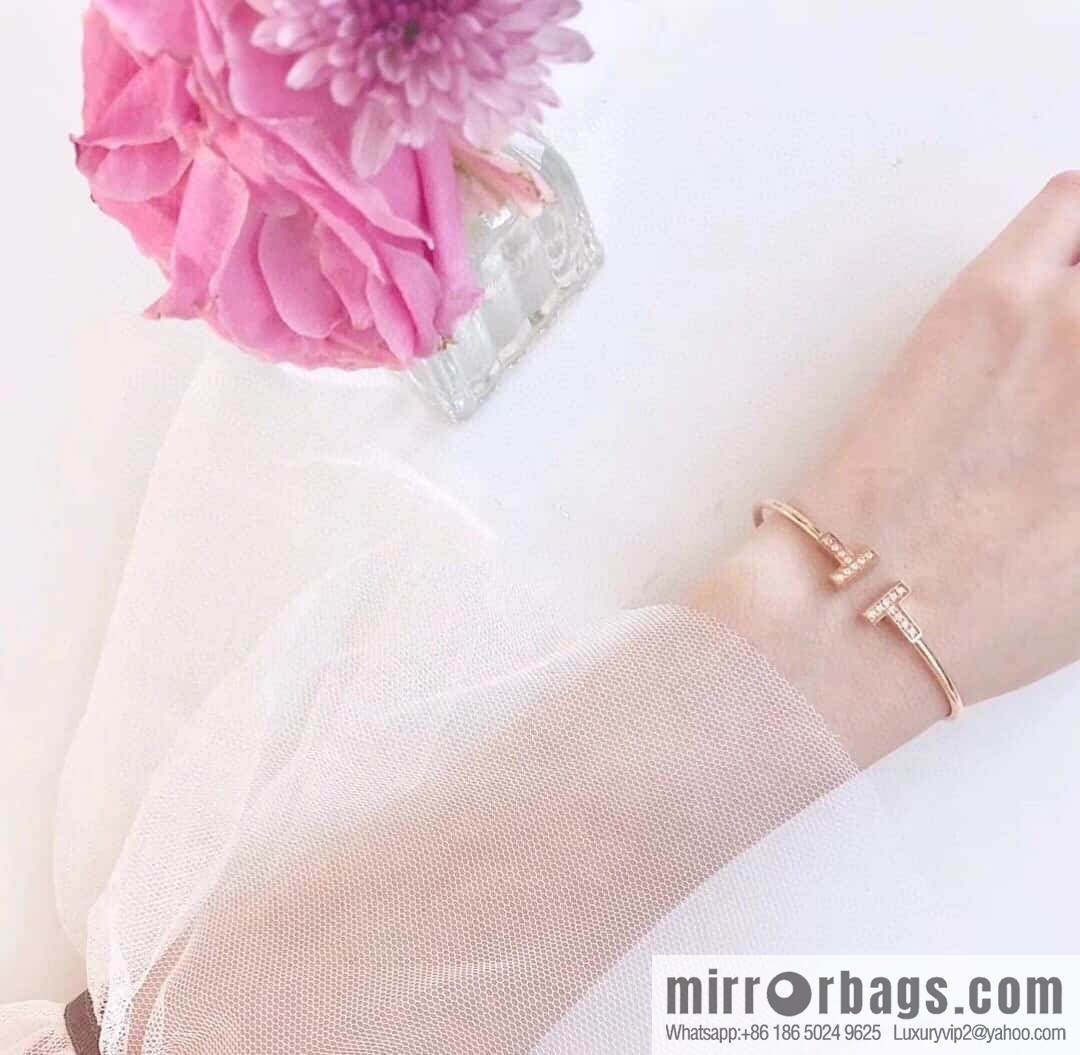 Tiffany & Co ☀️ with Diamonds, Classic T-Series, Double T-Bracelet in Silver Rose Gold with Diamonds ☀️