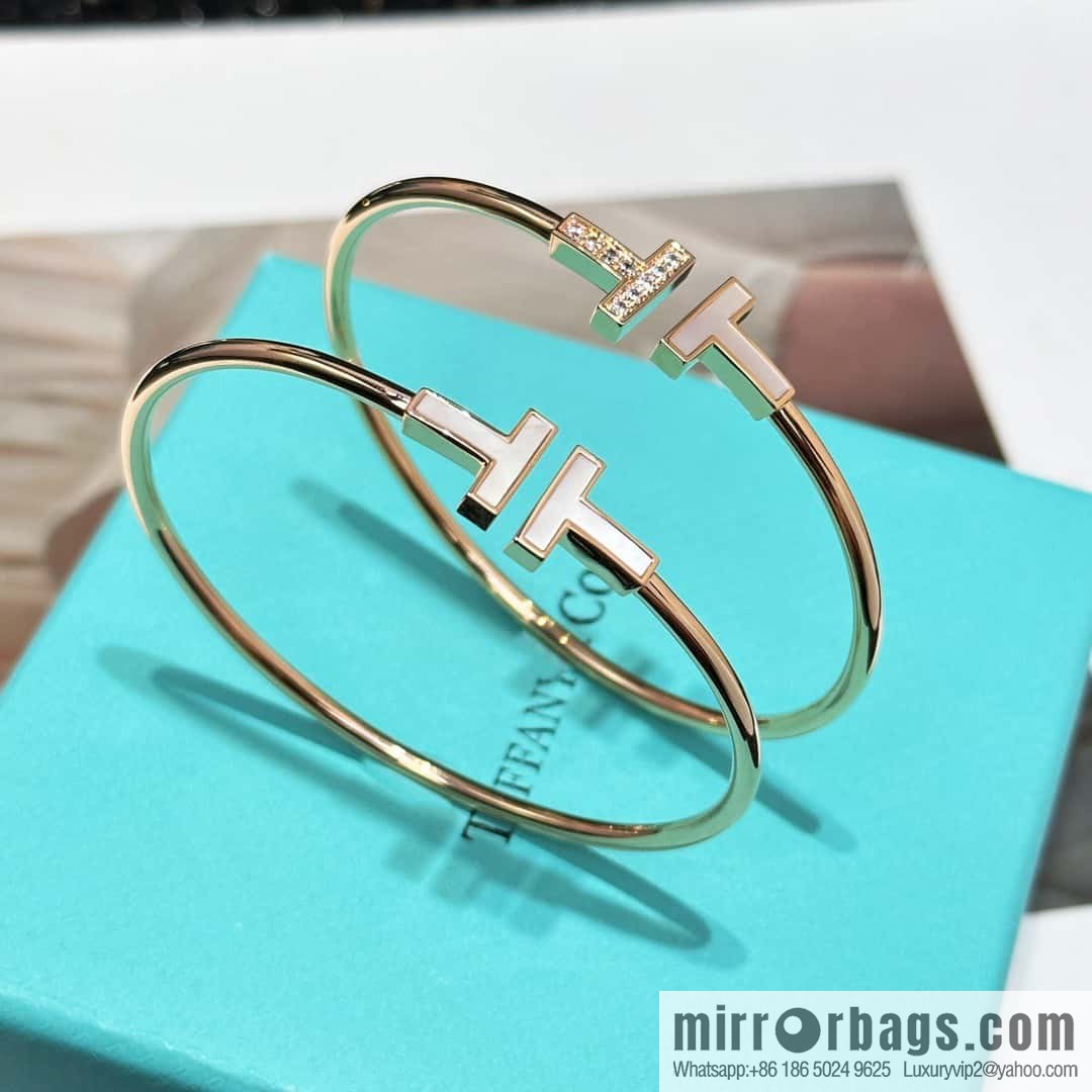 Double white shell model, white shell with diamond model ☀️ original order ☀️ Tiffany & co Tiffany, classic T series, white shell with diamond silver rose gold double T bracelet ☀️