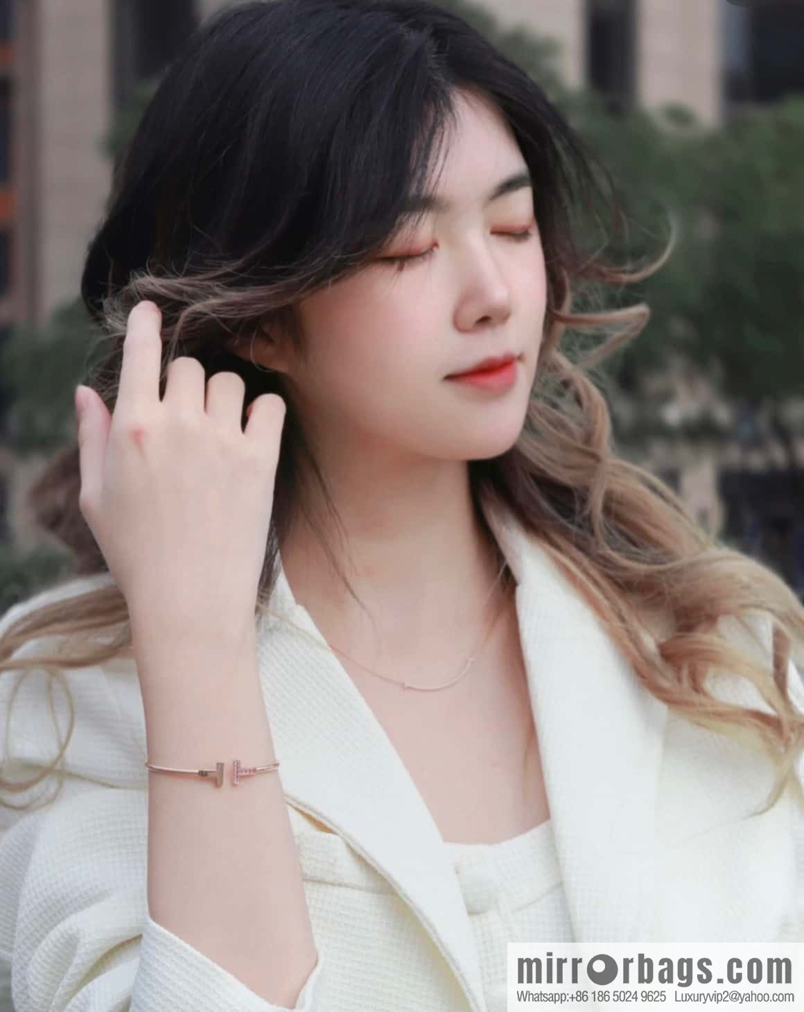 Pink Diamond ☀️ Tiffany & co, Classic T Series, Turquoise Rose Gold Double T Bracelet with Diamonds ☀️