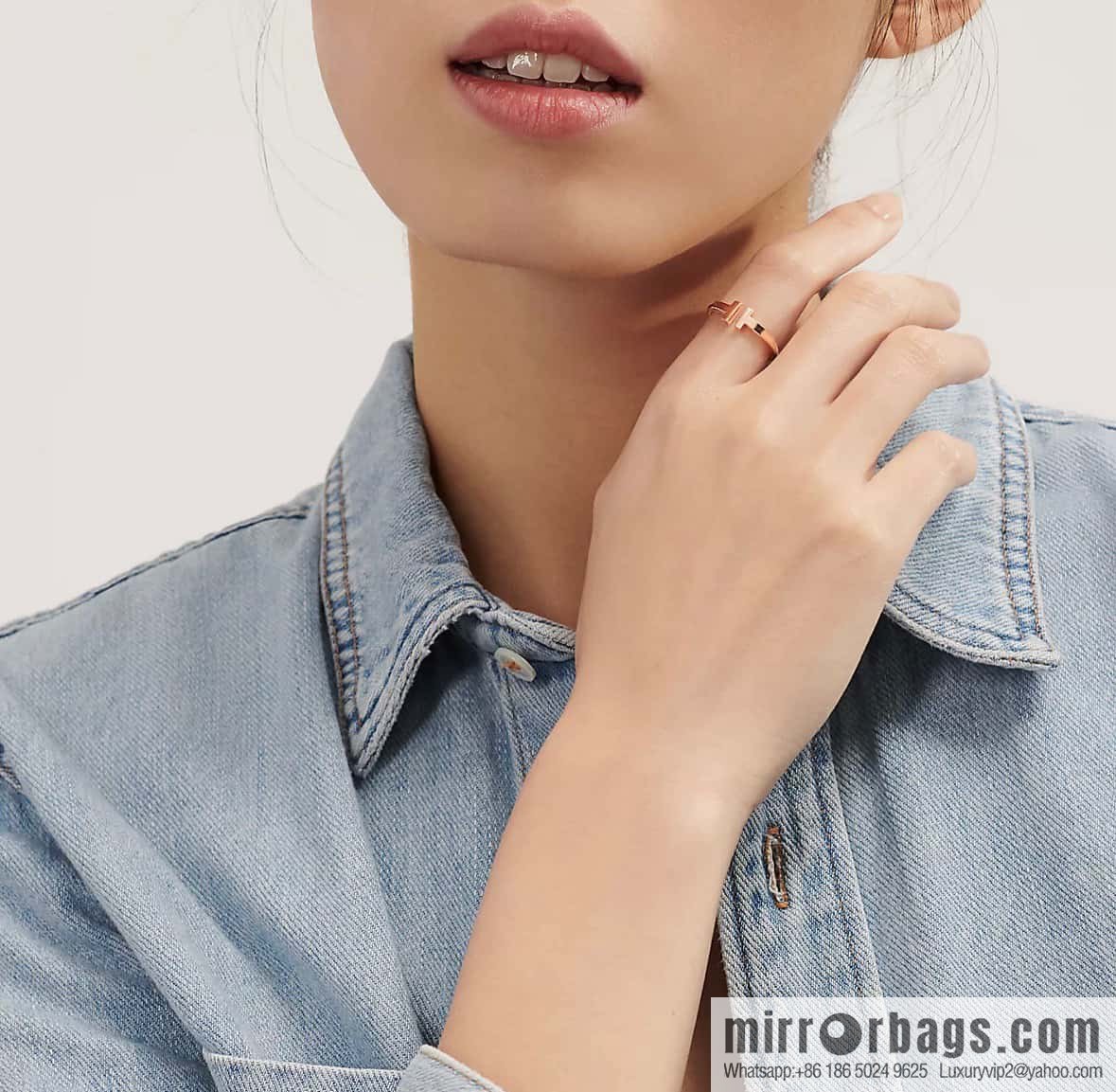 Glossy Ring ☀️ Tiffany & Co, Classic T Series, Glossy Double T Ring ☀️