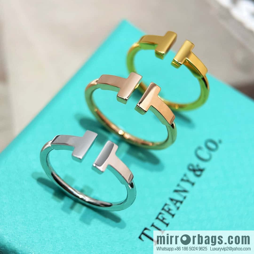 Glossy Ring ☀️ Tiffany & Co, Classic T Series, Glossy Double T Ring ☀️