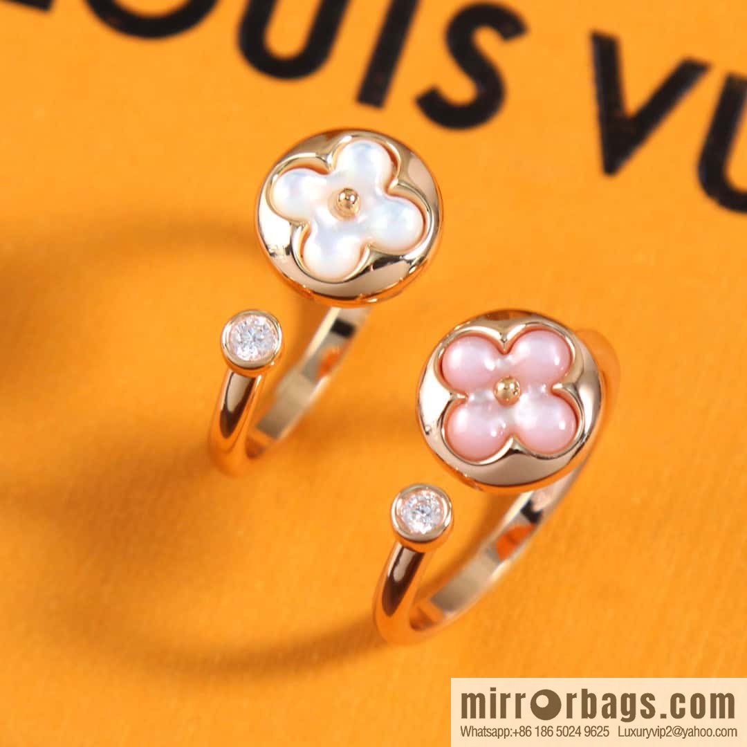 ☀Louis Vuitton COLOR BLOSSOM MINI STAR Pink shell, white shell diamond ring