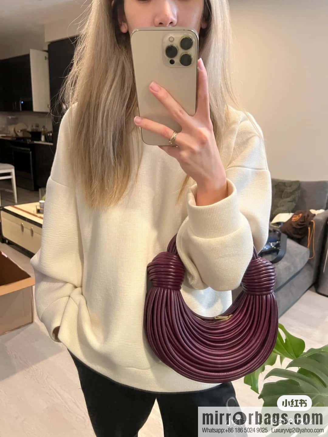 Bottega Veneta, model 680934 autumn and winter new Jodie ramen clutch bag number: 80803 #grape purple